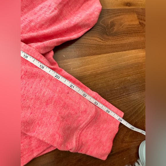 PINK zip up sweater. Size medium - Picture 5 of 7